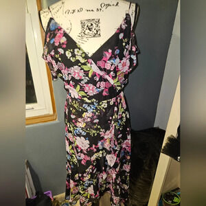 Eyeshadow Womans Spaghetti Strap Floral Dress Size S